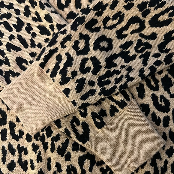 JCREW Boyfriend Crewneck Sweater in Leopard - Picture 4 of 6